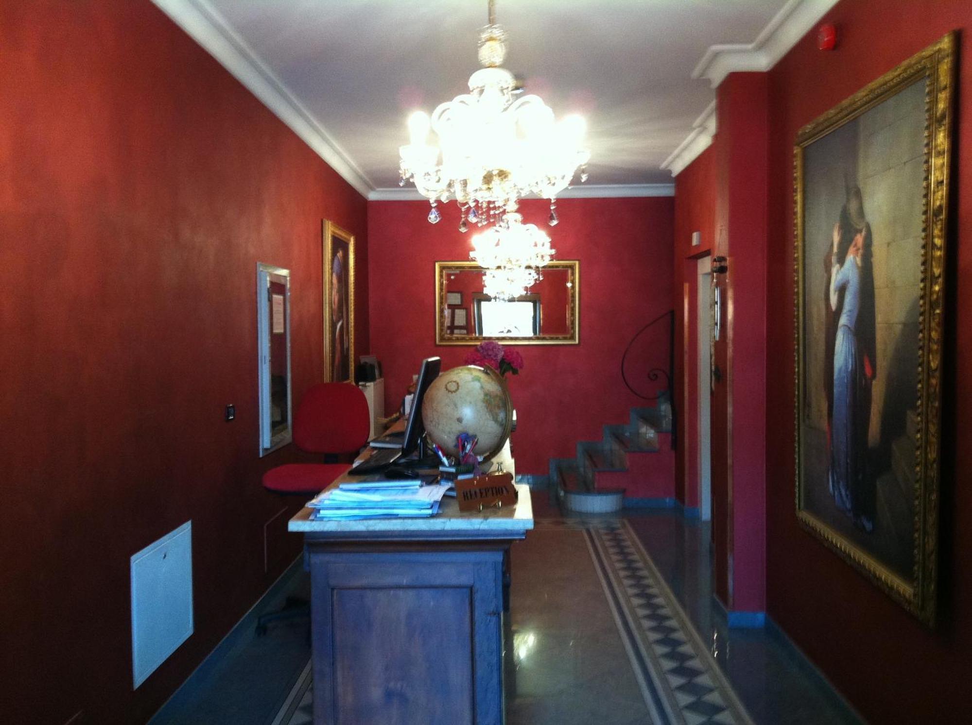 Le Lanterne Hotel Borgo San Dalmazzo Kültér fotó