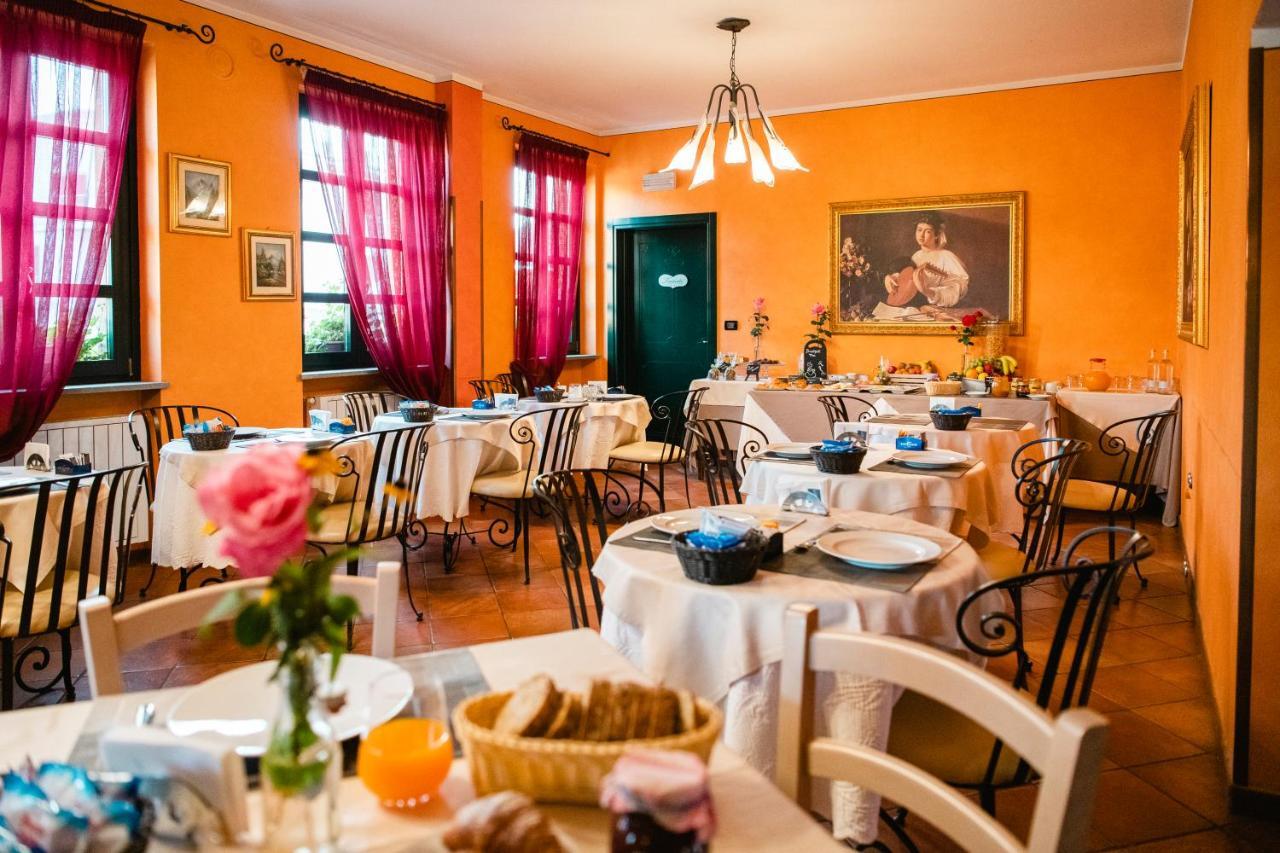 Le Lanterne Hotel Borgo San Dalmazzo Kültér fotó