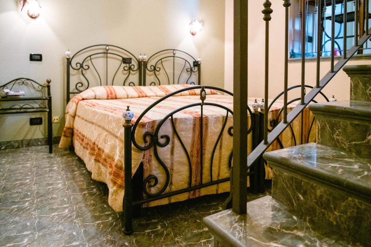 Le Lanterne Hotel Borgo San Dalmazzo Kültér fotó